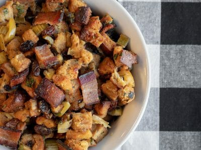 Cloverdale Bacon Golden Raisin Stuffing